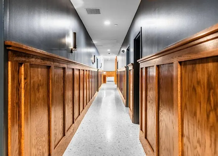 Dtwn Historic Hotel, The Phenix, Ground Floor, Room # 100